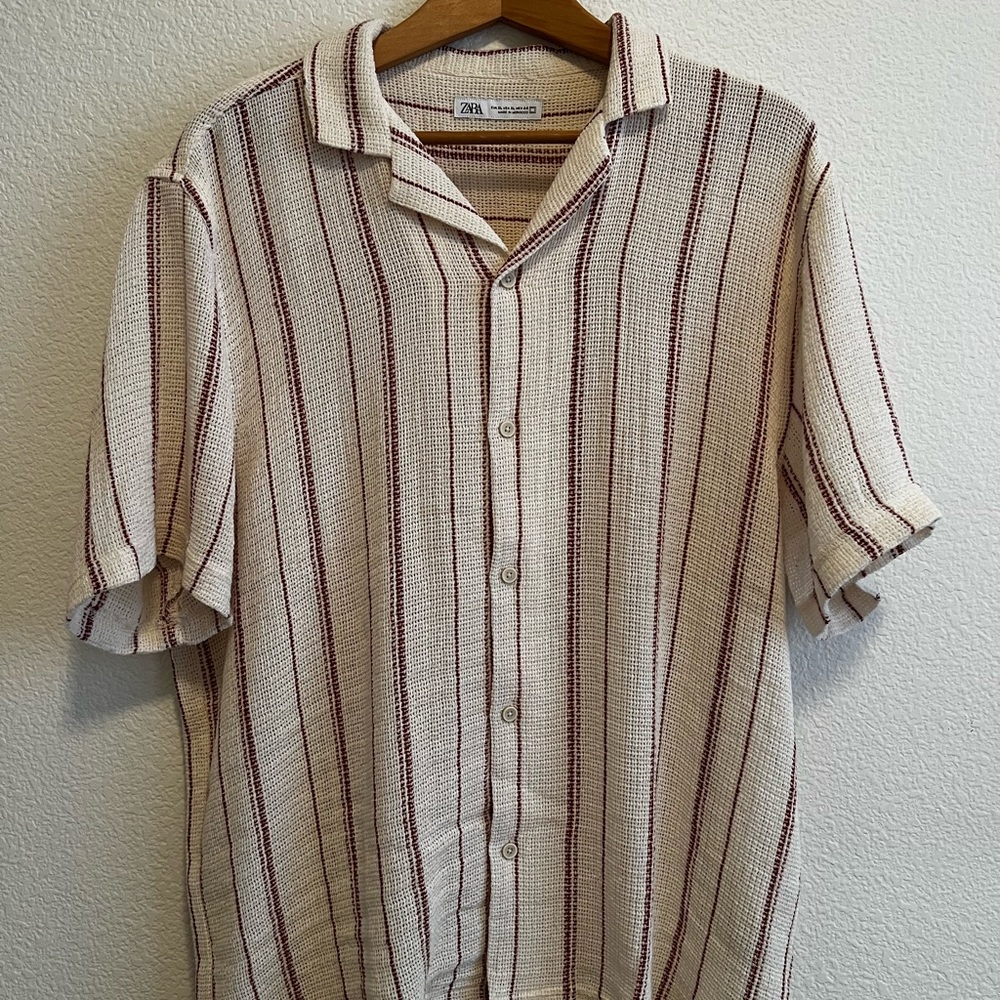 Zara White and Red Casual Button Down Shirt